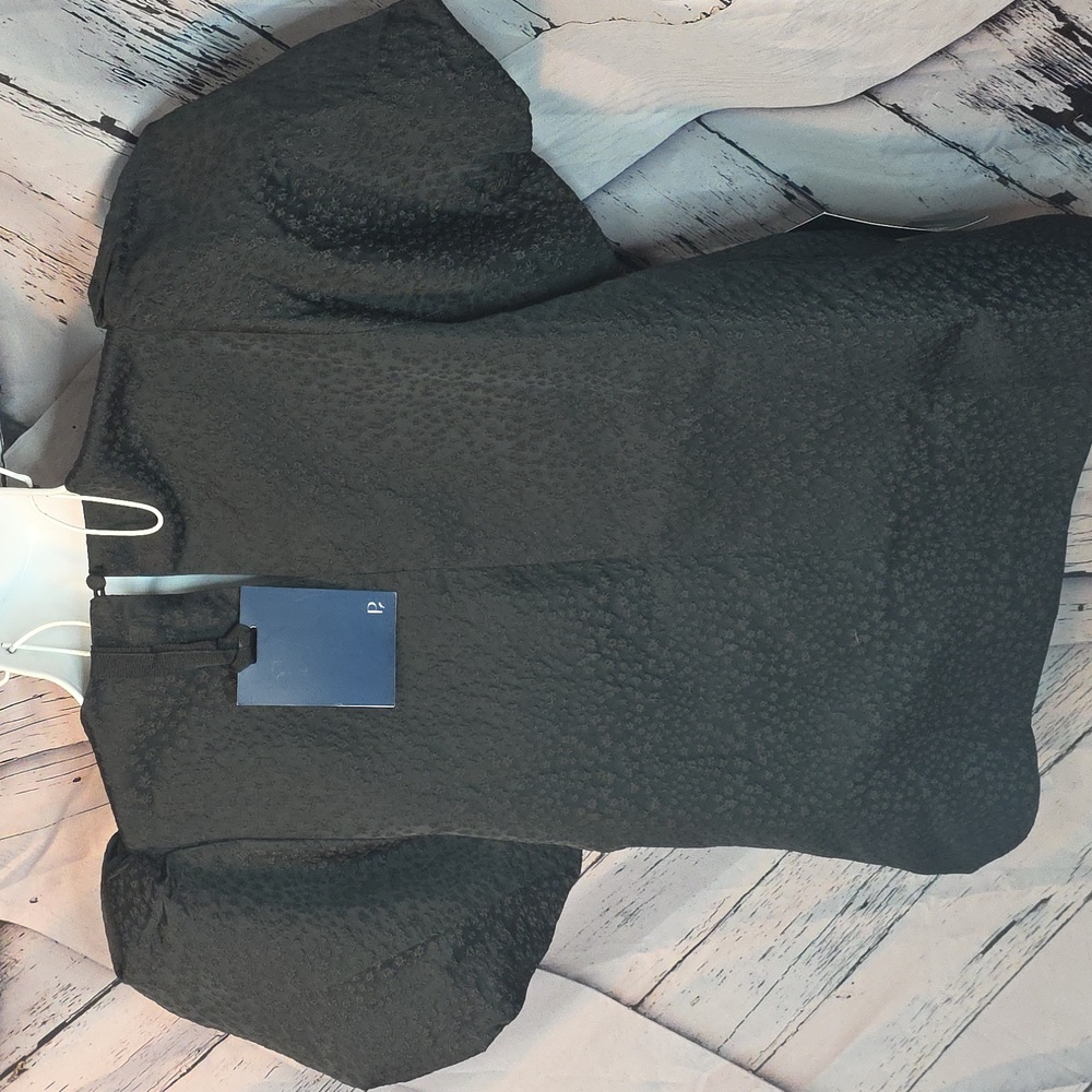 Pomander Place Textured Black Jaquard Layla Puff Sleeve Blouse In Medium - Picture 6 of 10